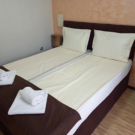 Fantasy Apartaments And Studios Avenue Комплекс Фантазия Хисаря Camera foto